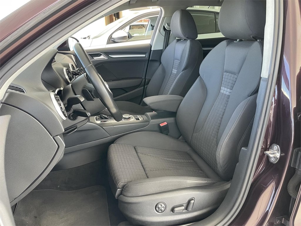 Foto 13 AUDI A3 SportBack 2.0 Tdi S Line  