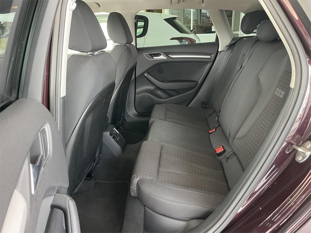Foto 19 AUDI A3 SportBack 2.0 Tdi S Line  