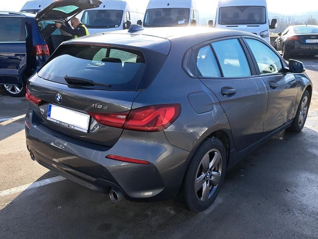 Foto 2 BMW  118d
