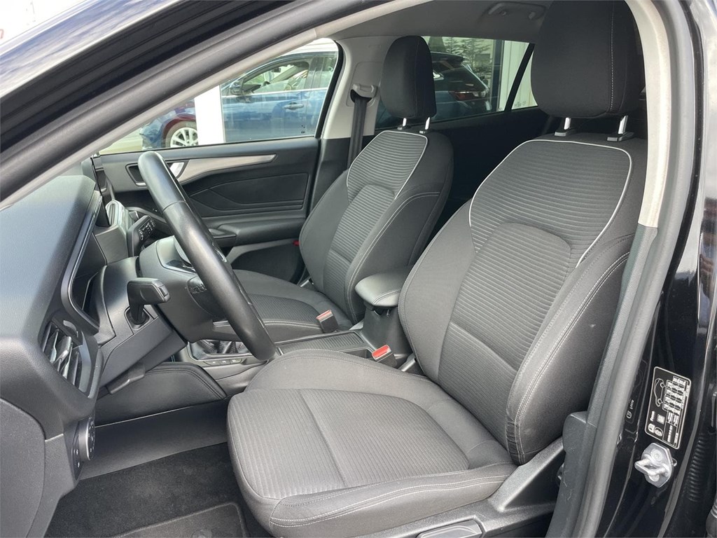 Foto 17 FORD Focus SW 1.5 Ecoblue Titanium
