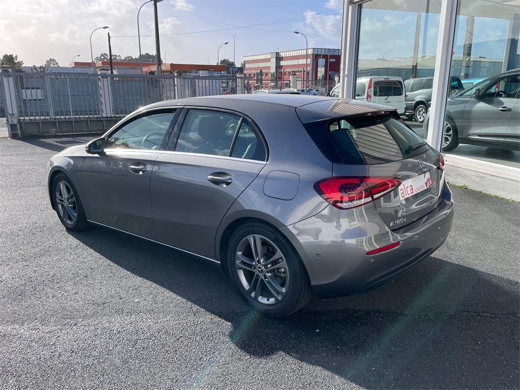 Foto 4 MERCEDES A 180 Cdi Bussines Line