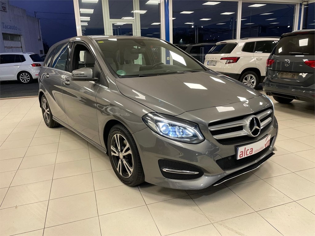 Foto 2 MERCEDES B 180 d Avantgarde