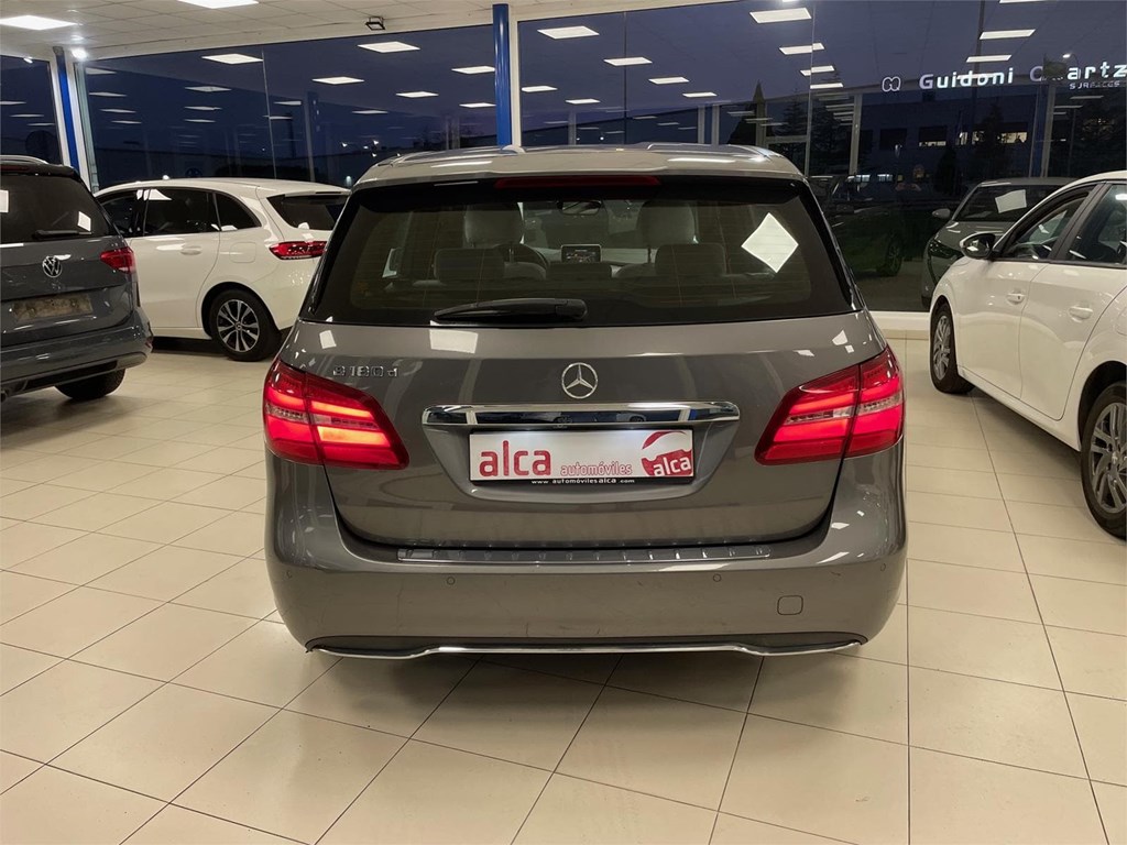 Foto 6 MERCEDES B 180 d Avantgarde