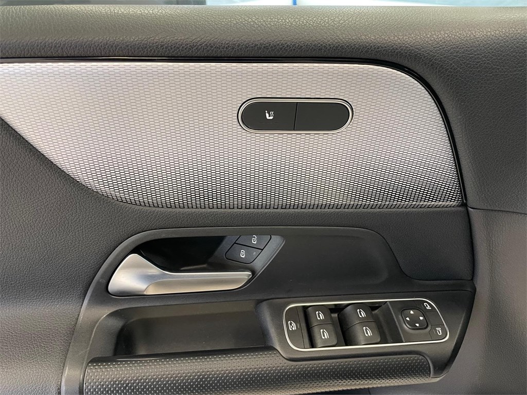 Foto 20 MERCEDES B 200 Cdi