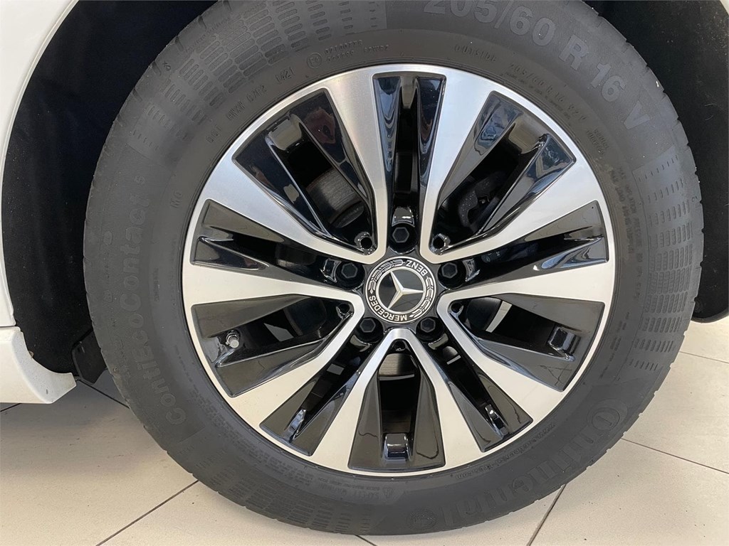 Foto 23 MERCEDES B 200 Cdi