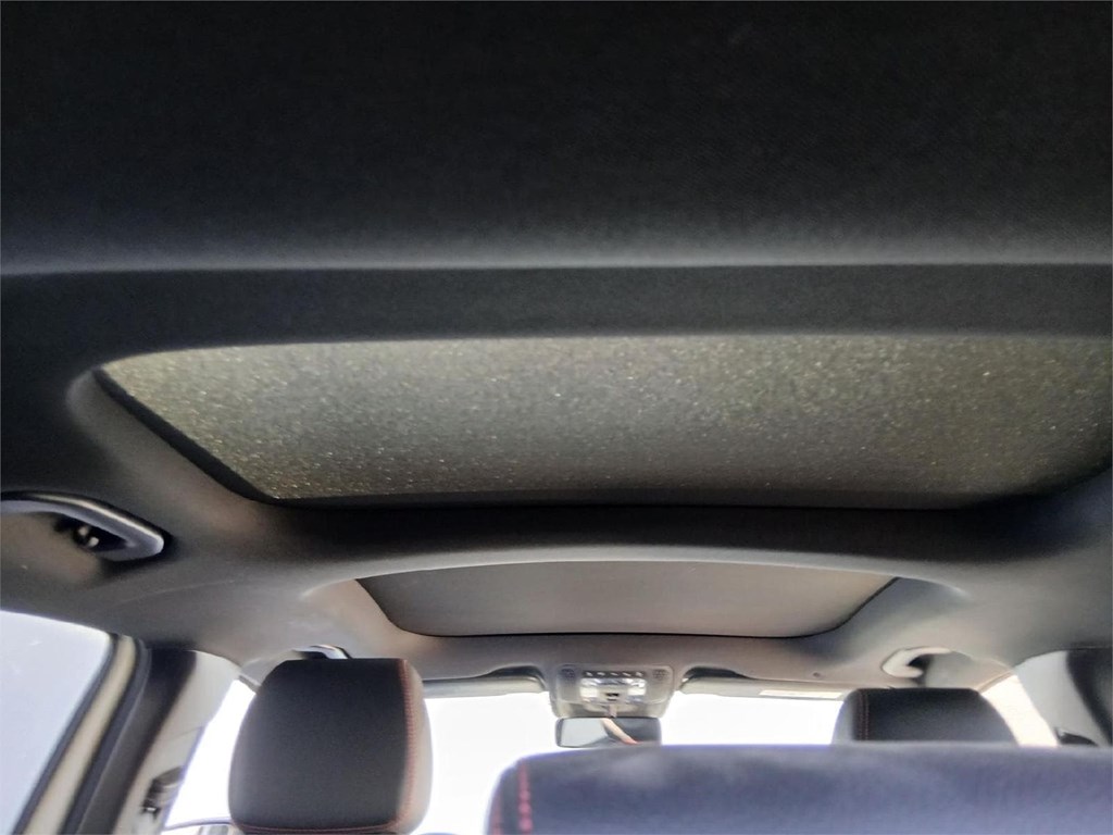 Foto 9 MERCEDES  GLA  200d  AMG