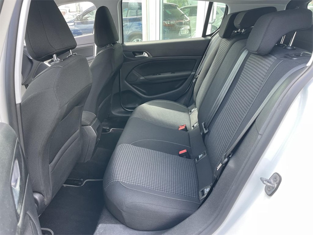 Foto 20 PEUGEOT 308 1.5 BlueHdi Active Pack  130 cv
