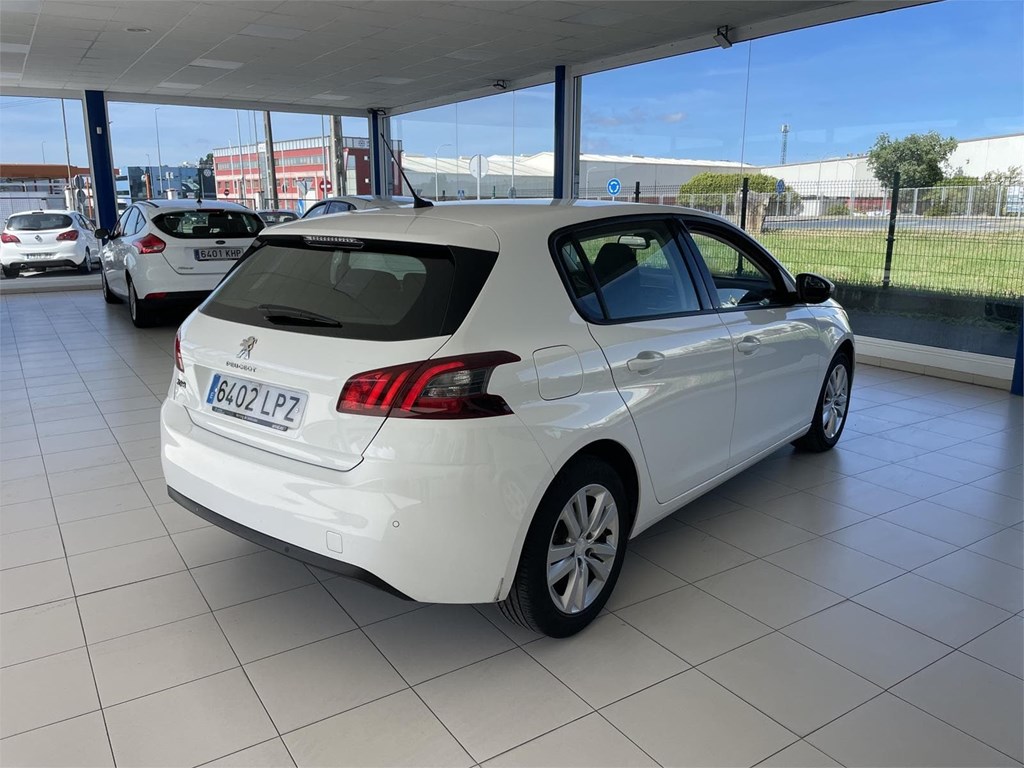 Foto 4 PEUGEOT 308 1.5 BlueHdi Active Pack  130 cv
