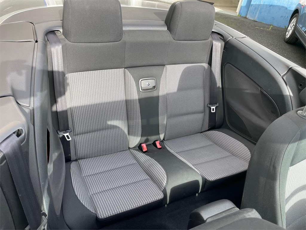 Foto 13 VOLKSWAGEN  EOS 2.0 Tdi 140 cv