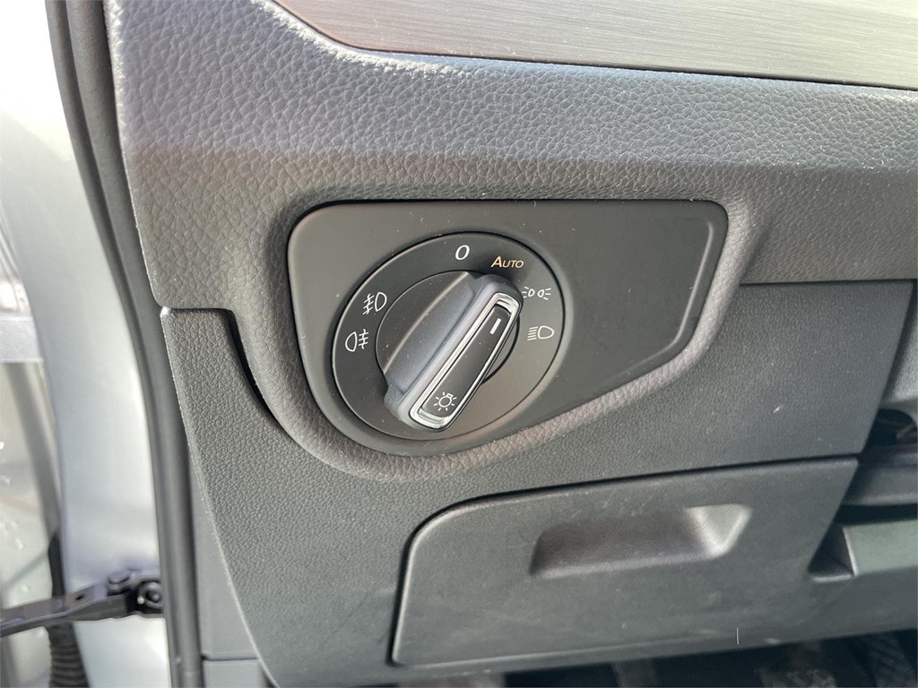 Foto 23 VOLKSWAGEN  TOURAN 2.0 TDI  LIFE PLUS