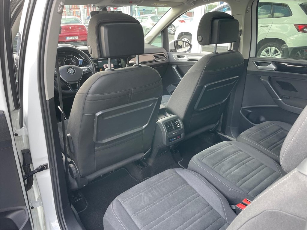 Foto 22 VOLKSWAGEN TOURAN  R Line 2.0 Tdi 150 cv