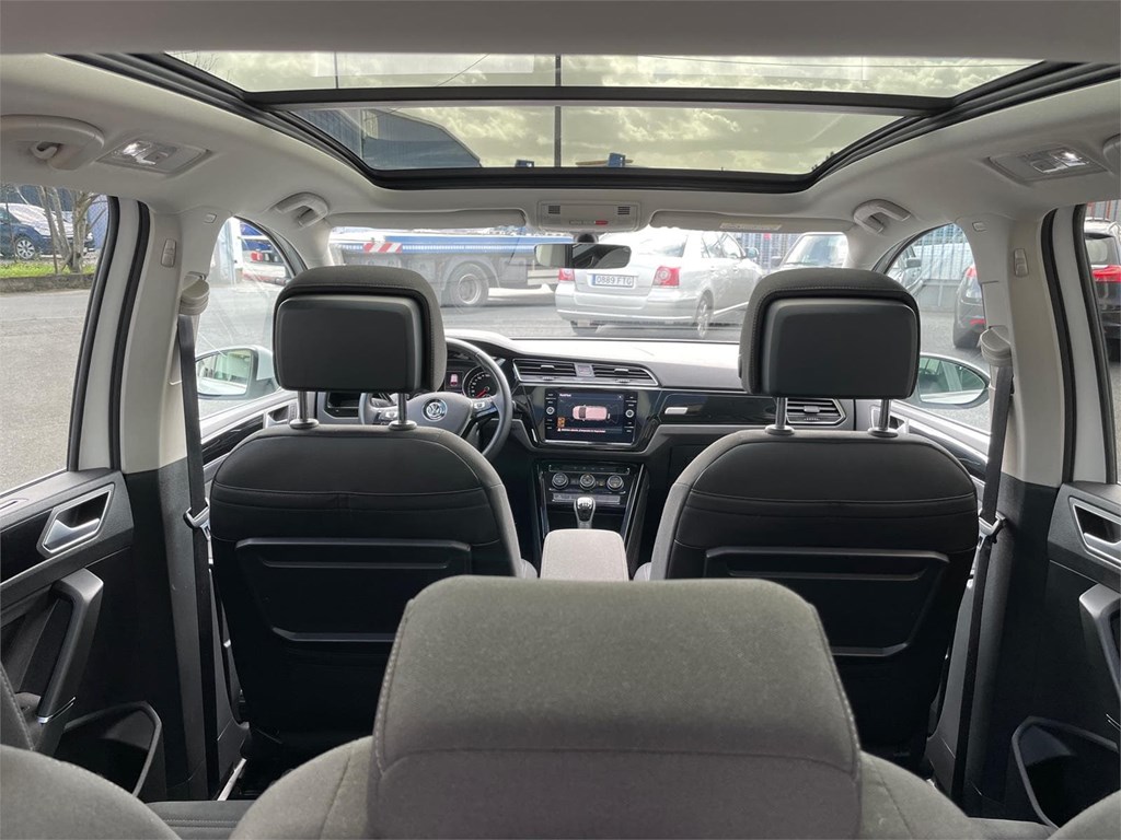 Foto 23 VOLKSWAGEN TOURAN  R Line 2.0 Tdi 150 cv