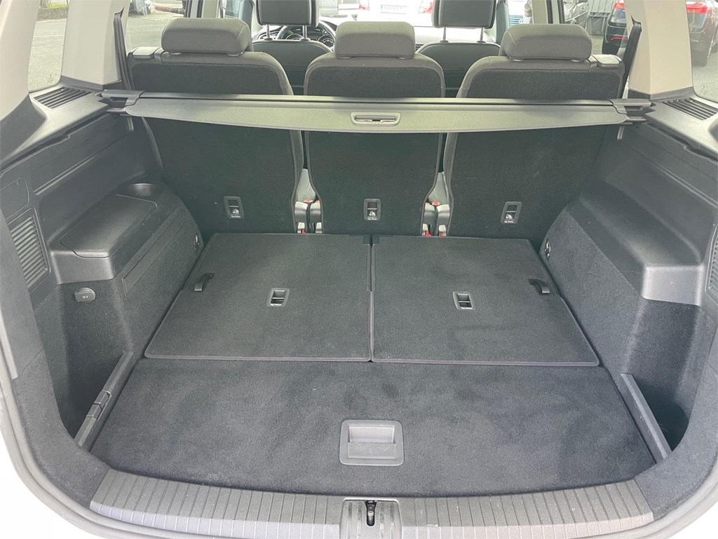 Foto 25 VOLKSWAGEN TOURAN  R Line 2.0 Tdi 150 cv