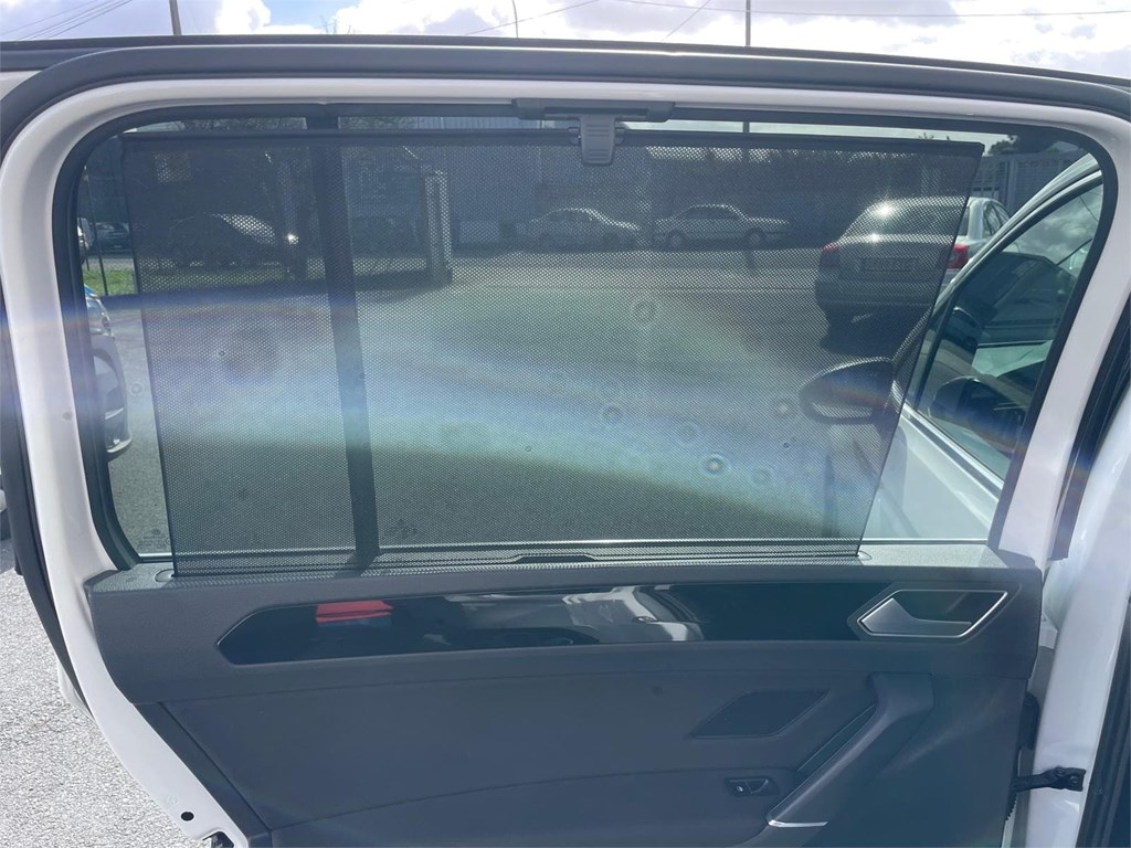 Foto 27 VOLKSWAGEN TOURAN  R Line 2.0 Tdi 150 cv