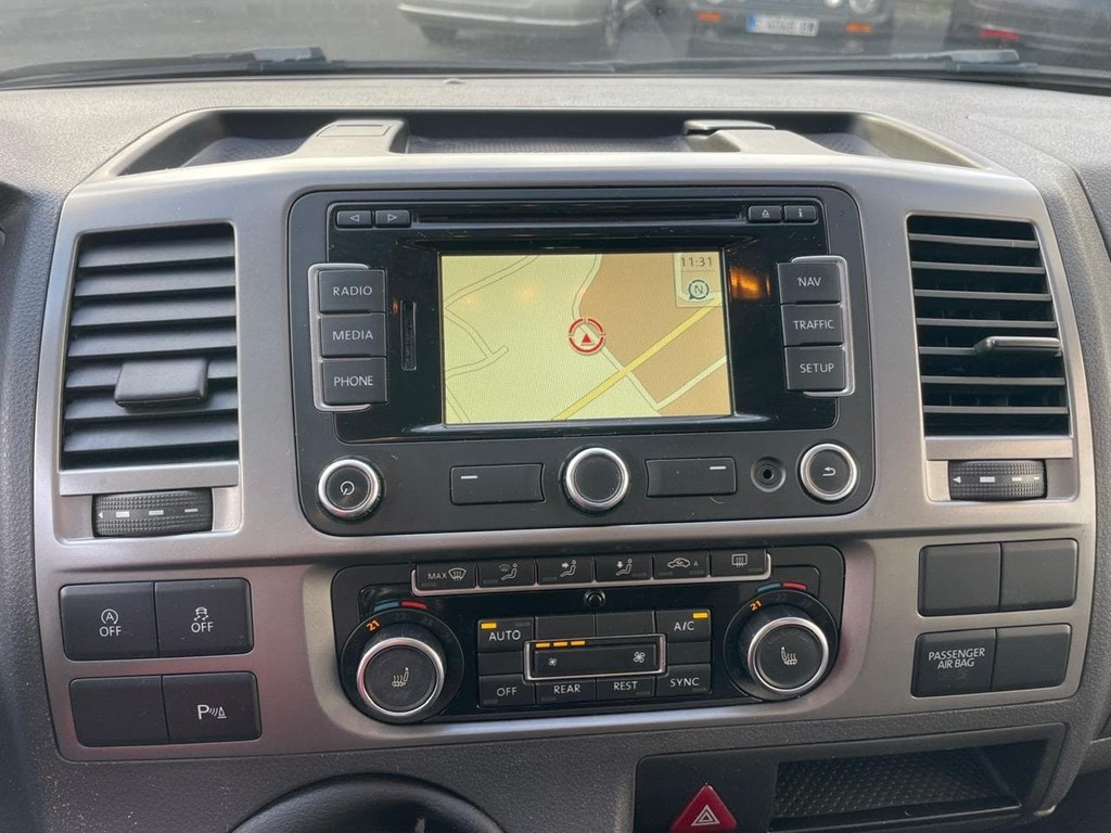 Foto 11 VOLKSWAGEN  TRANSPORTER  MULTIVAN 2.0 TDI 140 cv