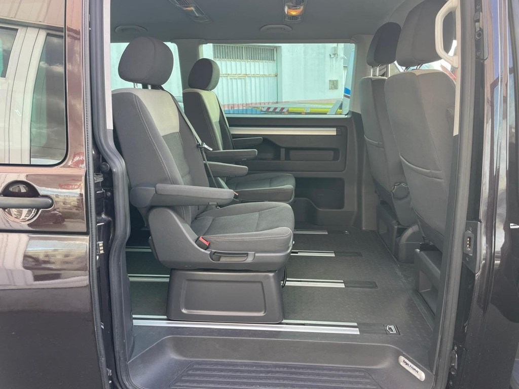 Foto 15 VOLKSWAGEN  TRANSPORTER  MULTIVAN 2.0 TDI 140 cv