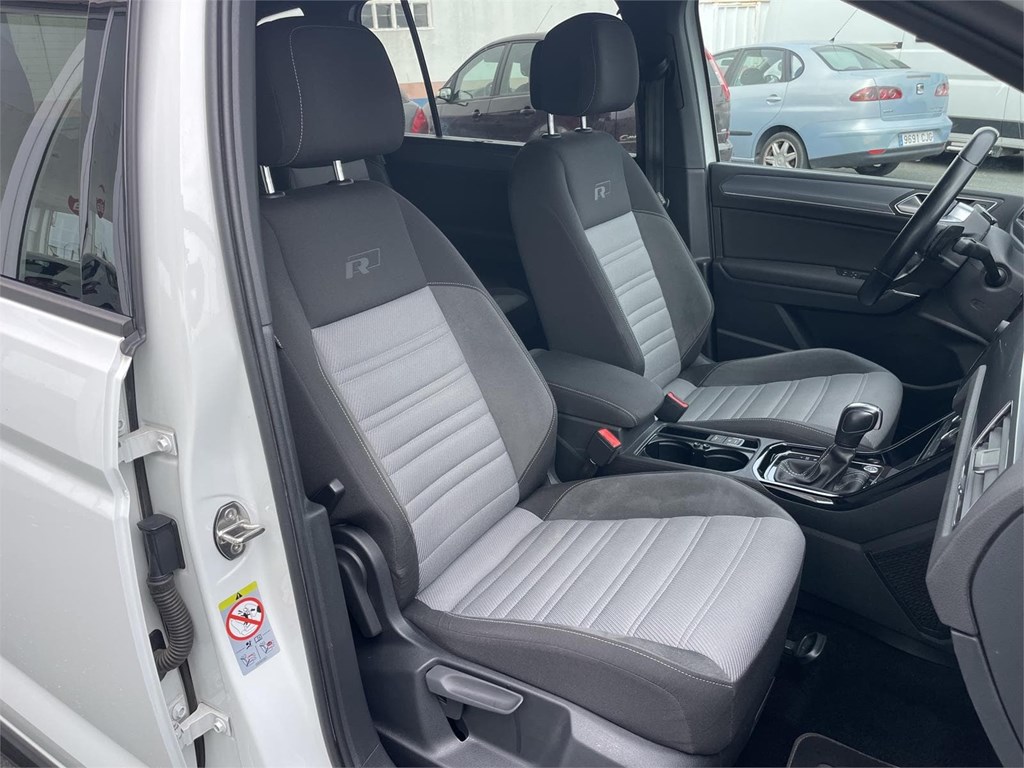 Foto 15 VOLKWAGEN Toruan 2.0 Tdi DSG R Line