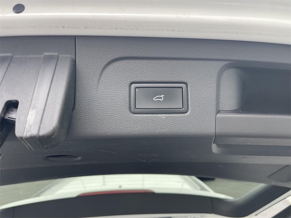 Foto 22 VOLKWAGEN Toruan 2.0 Tdi DSG R Line