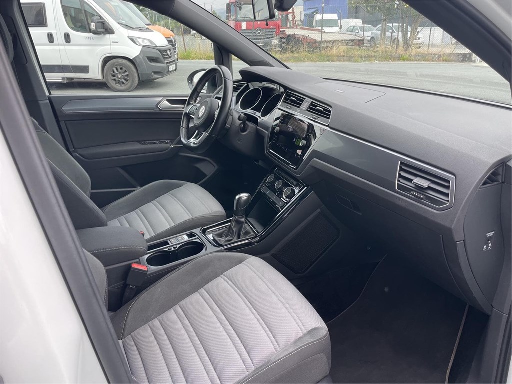 Foto 7 VOLKWAGEN Toruan 2.0 Tdi DSG R Line