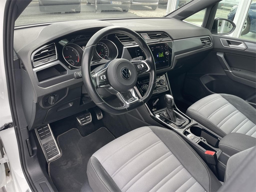 Foto 8 VOLKWAGEN Toruan 2.0 Tdi DSG R Line