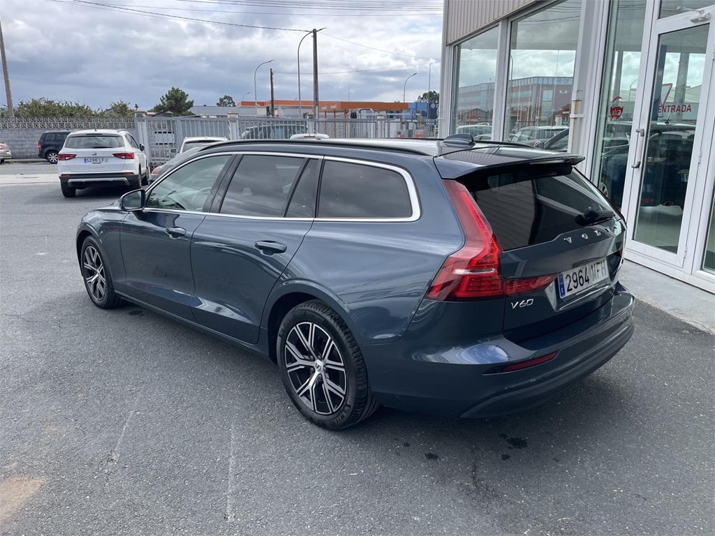 Foto 4 VOLVO V60 D4 Core Auto