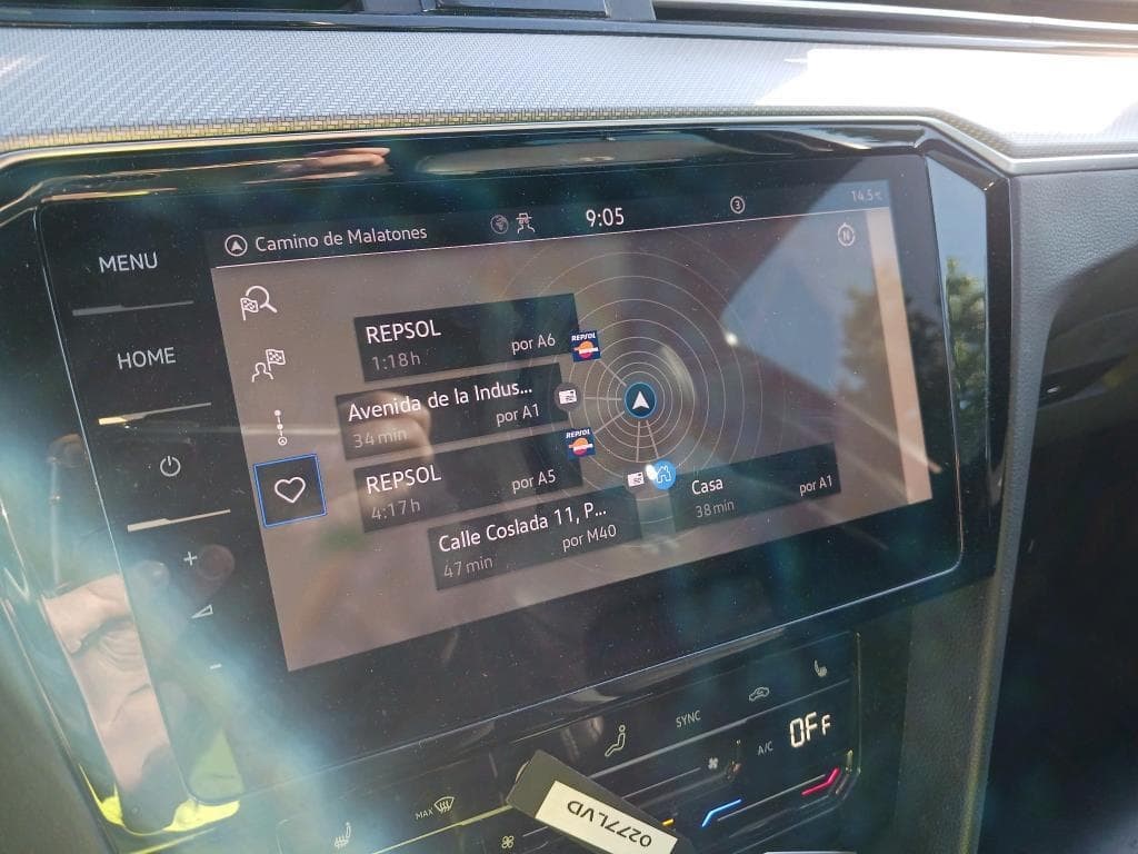 Foto 5 VW  PASSAT Variant R-Line