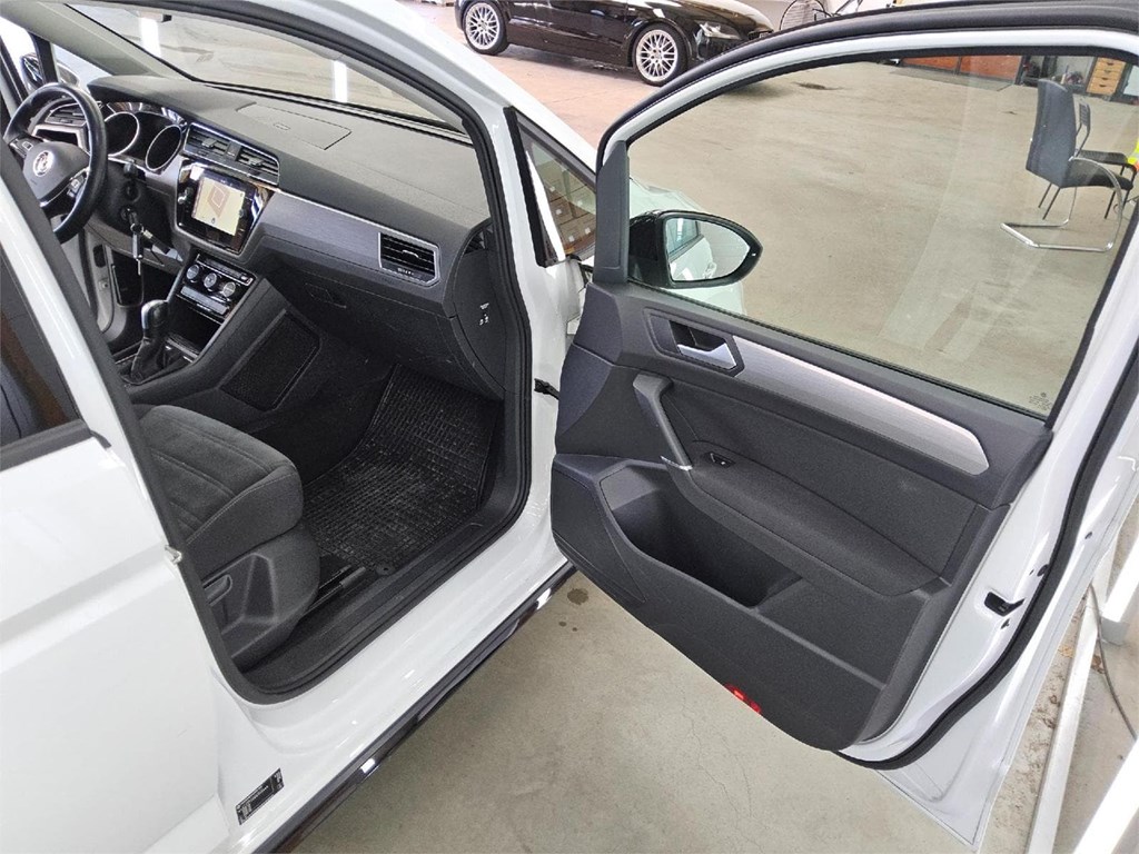 Foto 8 VW TOURAN  2.0 Tdi R Line